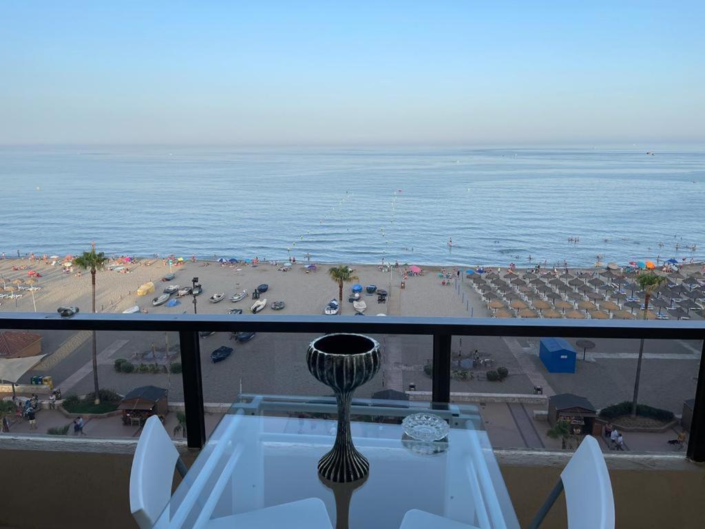 Apartamento Primera Linea Playa. فوينخيرولا المظهر الخارجي الصورة